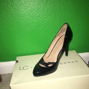 Black Lauren Conrad heels with bow